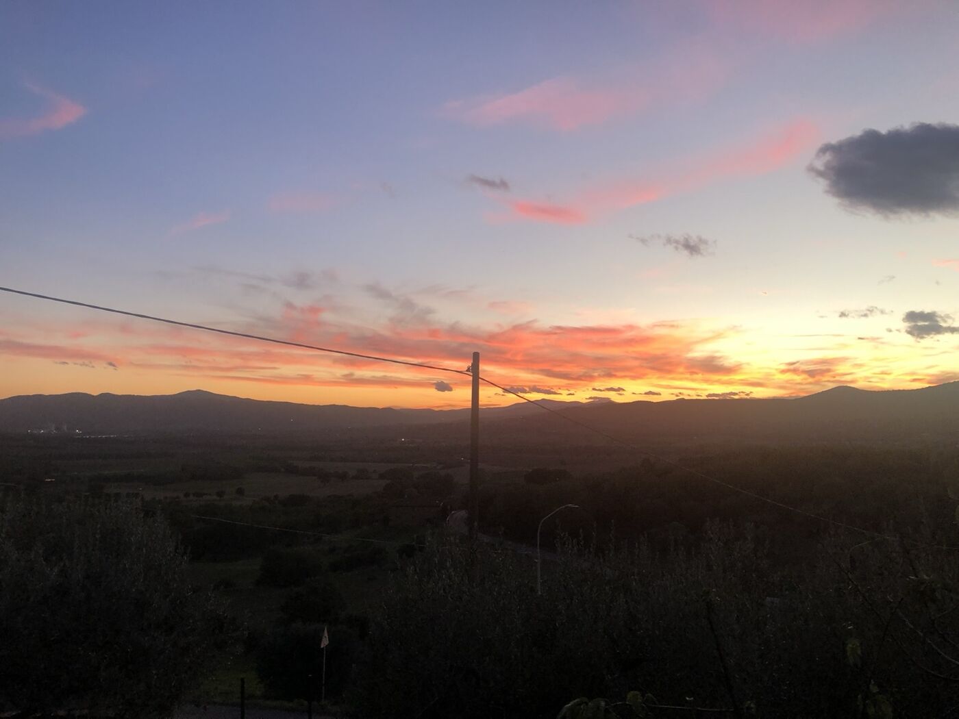 Il tramonto sulle colline umbre
