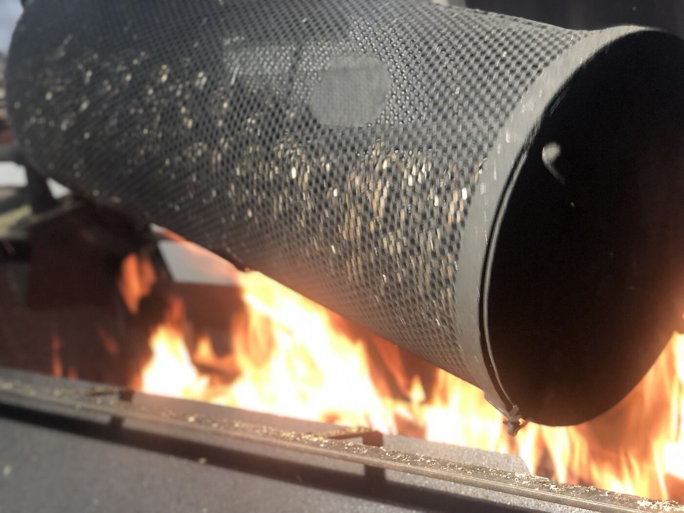Le castagne arrostite sulle fiamme